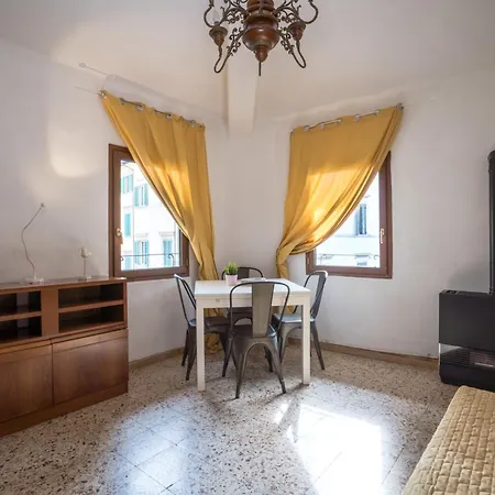 Leone Apartment Florence